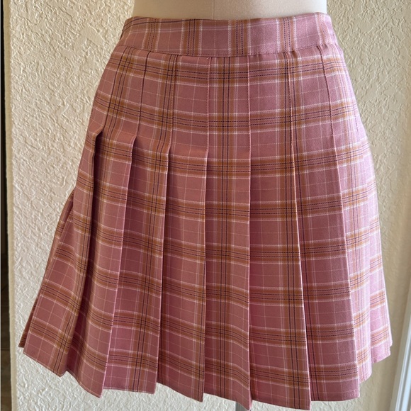 Dresses & Skirts - Chic Pink Plaid Skater Skirt